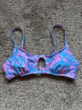 wild fable Pink and Blue Paisley Bikini Top with Keyhole Detail